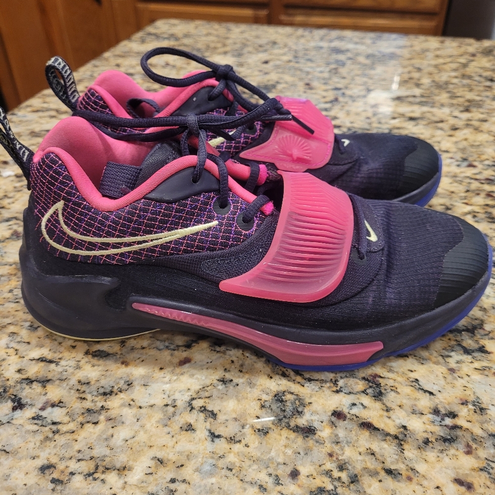 Nike Zoom Freak 3 Basketball Shoes